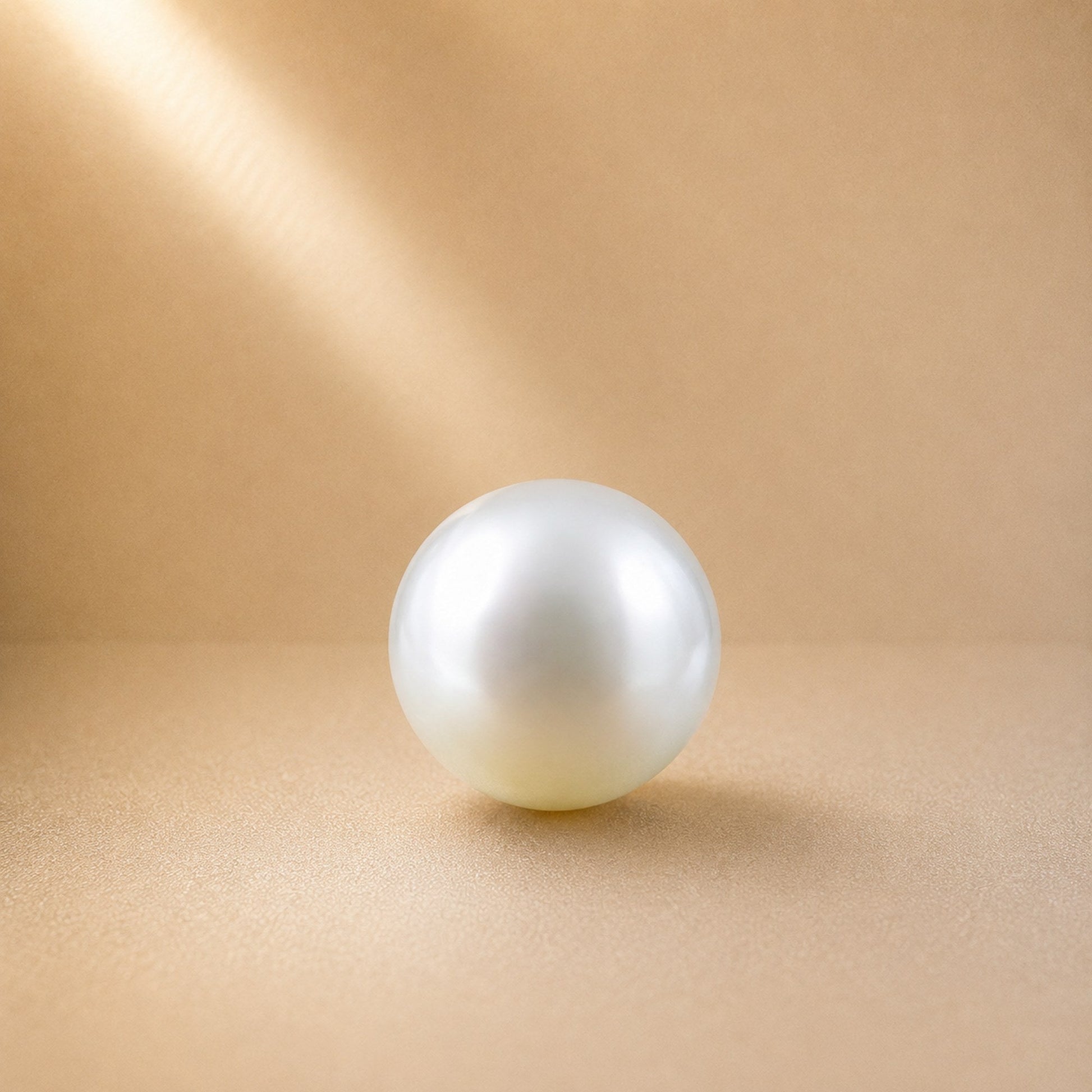 South Sea Pearl 6 Carats — Dharmikstone